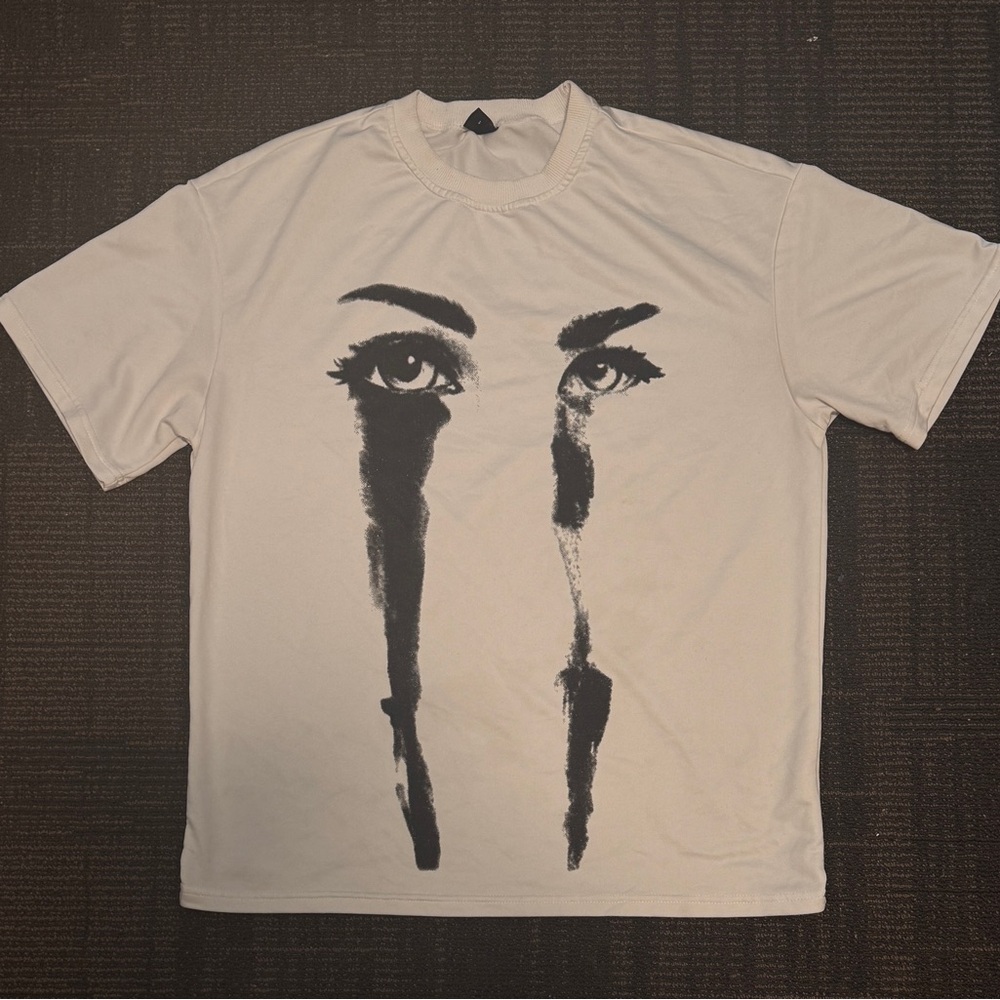 Graphic Cream T-Shirt